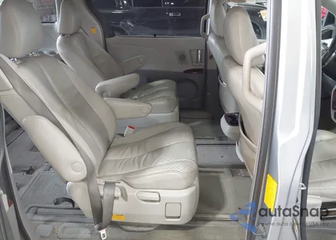 2011 Toyota Sienna Xle from USA, damaged, VIN 5TDDK3DC8BS009904